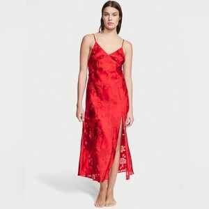 NWT VICTORIA'S SECRETVS Archives Burnout Satin Slip Sleep Gown